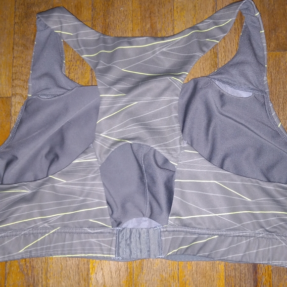 Xersion Women's Medium Support Sports Bra Size 2X - Picture 3 of 5